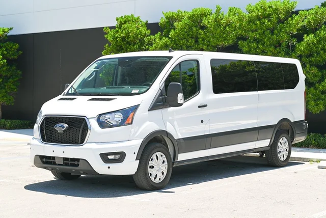 2024 Ford Transit-350 XLT