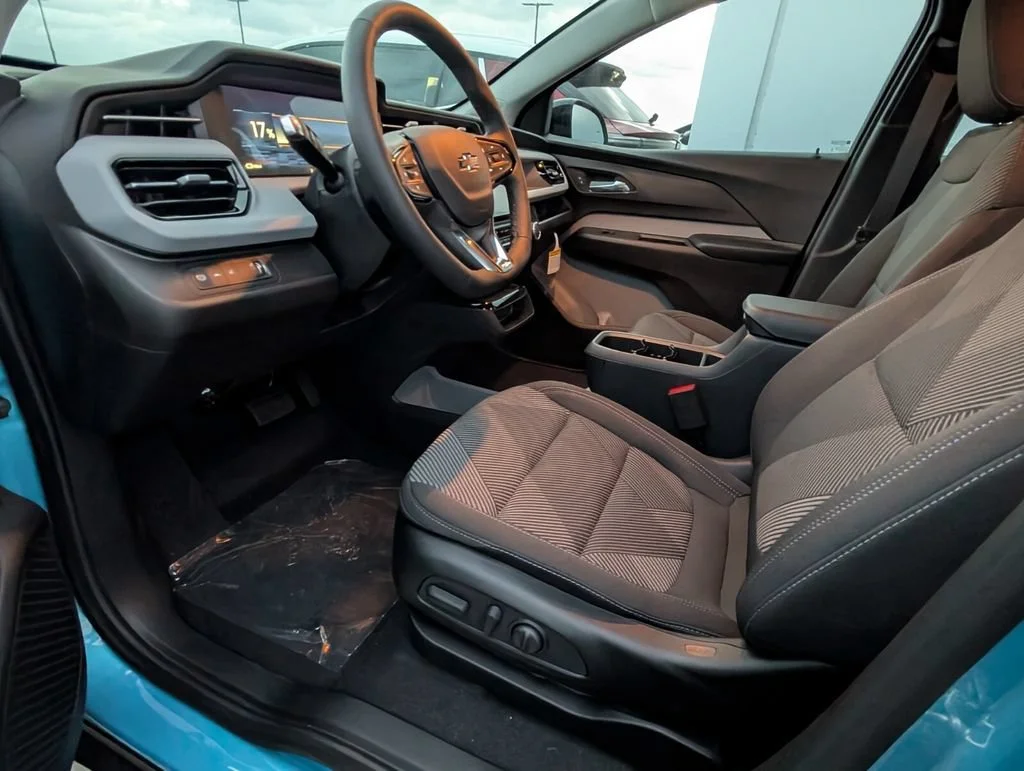 New 2027 Marina Blue Metallic Chevrolet LT image 6
