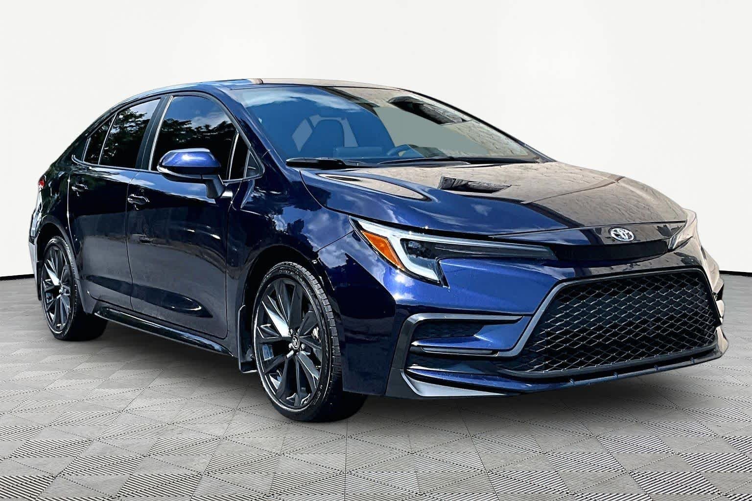 Used 2025 Blueprint Toyota SE image 3