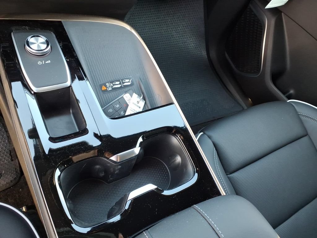 2026 Buick Enclave Avenir - Photo 11