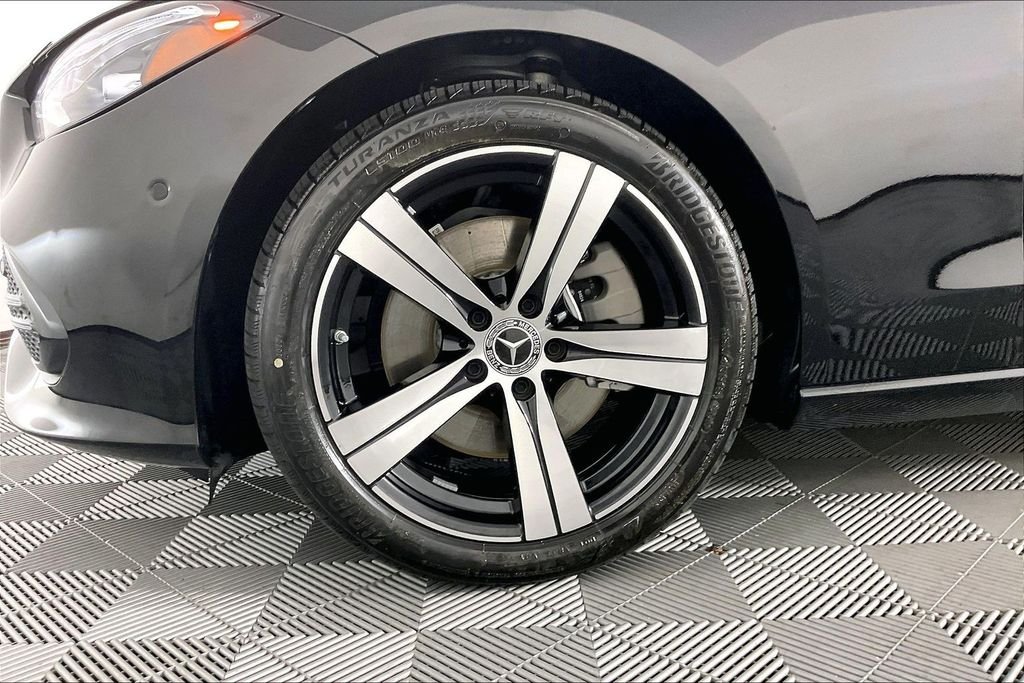 2025 Mercedes-Benz C-Class Sedan C 300 - Photo 8