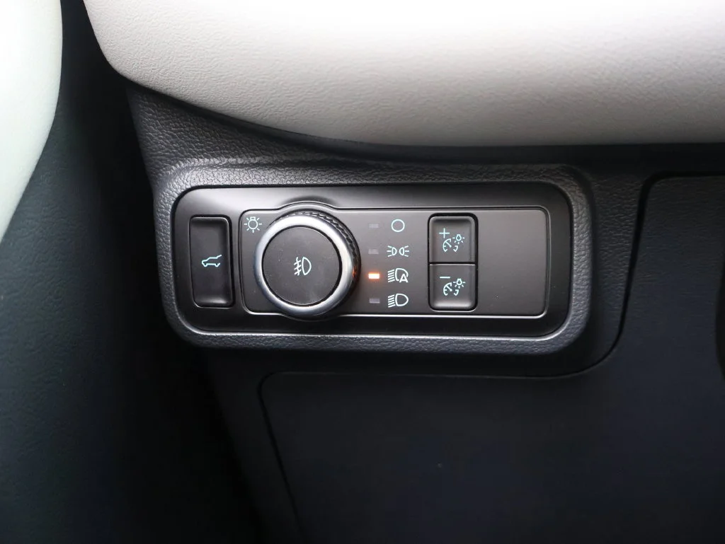 New 2026 Vapor Blue Metallic Ford Active image 32