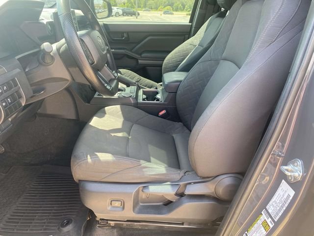 Used 2025 UNDERGROUND Toyota SR5 image 12