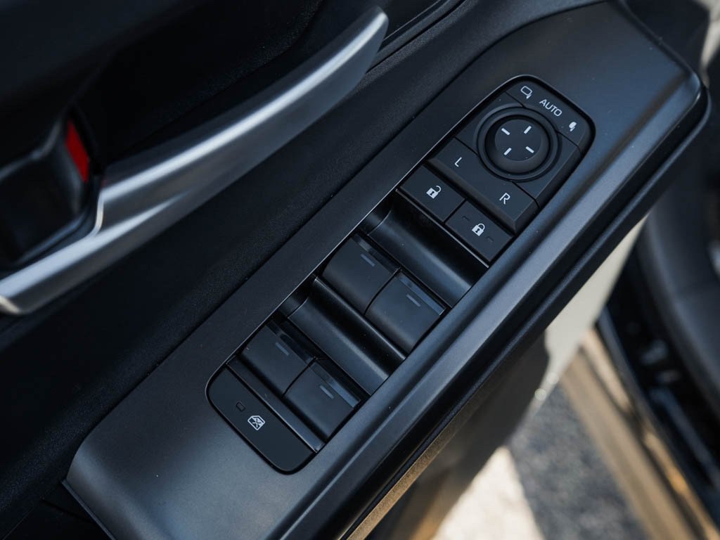 New 2026 ASTRO BLACK MICA Subaru Premium image 16