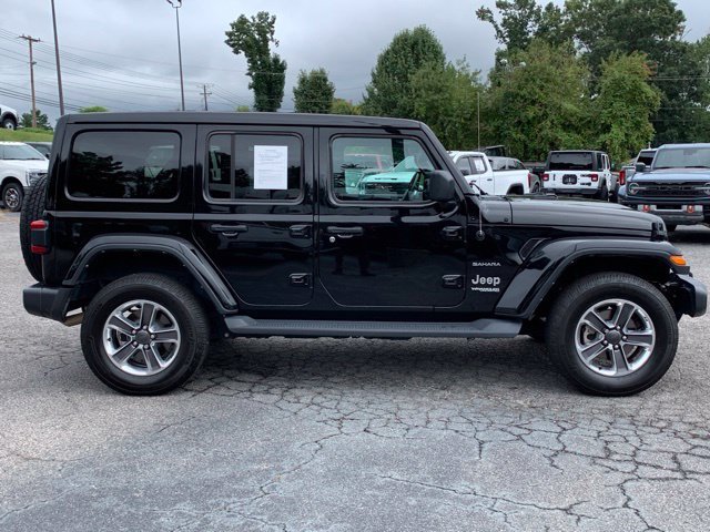 Used 2022 Black Jeep Unlimited Sahara image 9