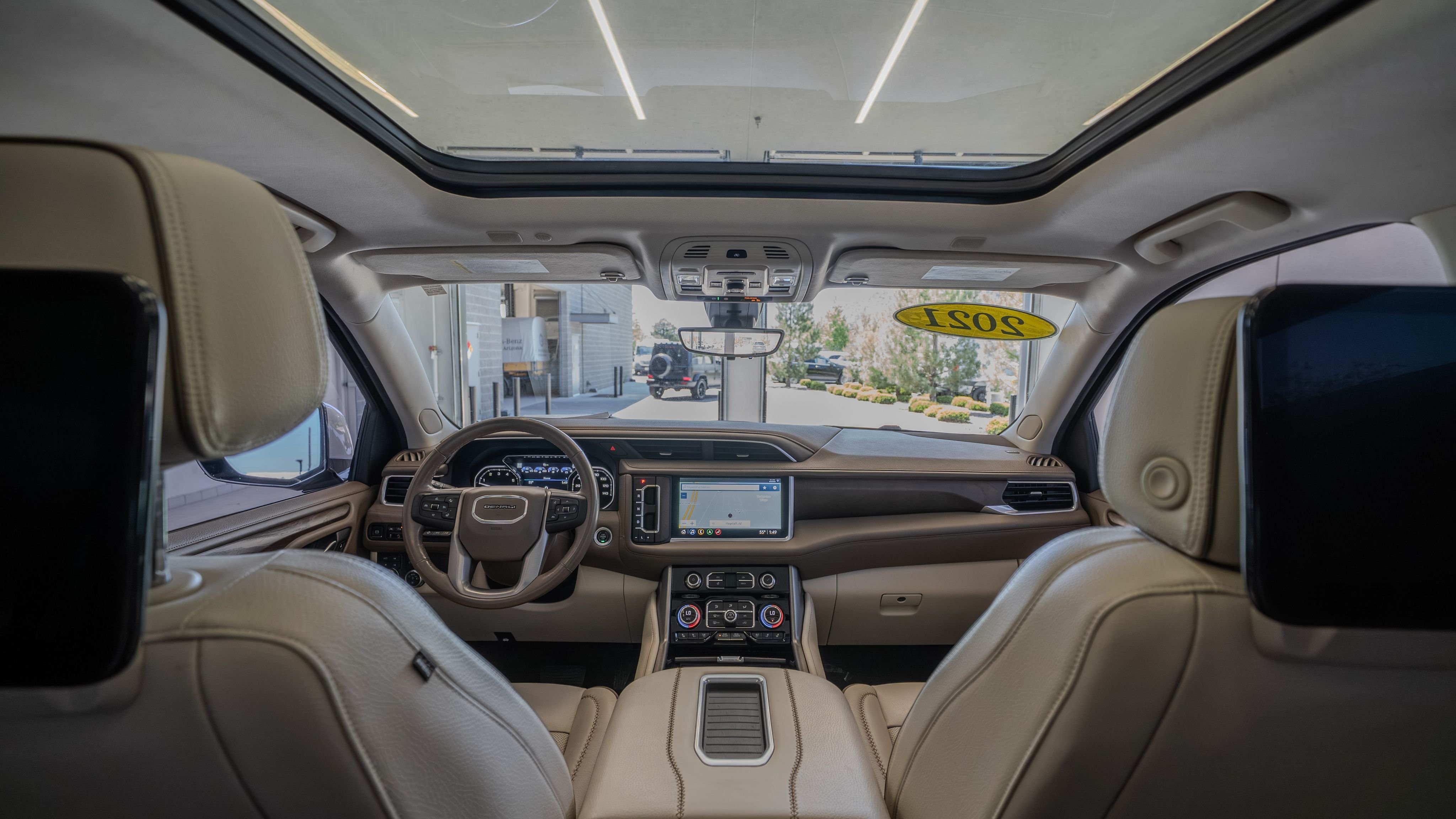 Used 2021 Summit White GMC Denali image 27
