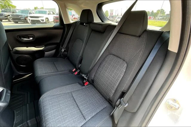New 2026 Honda HR-V LX 4D Sport Utility