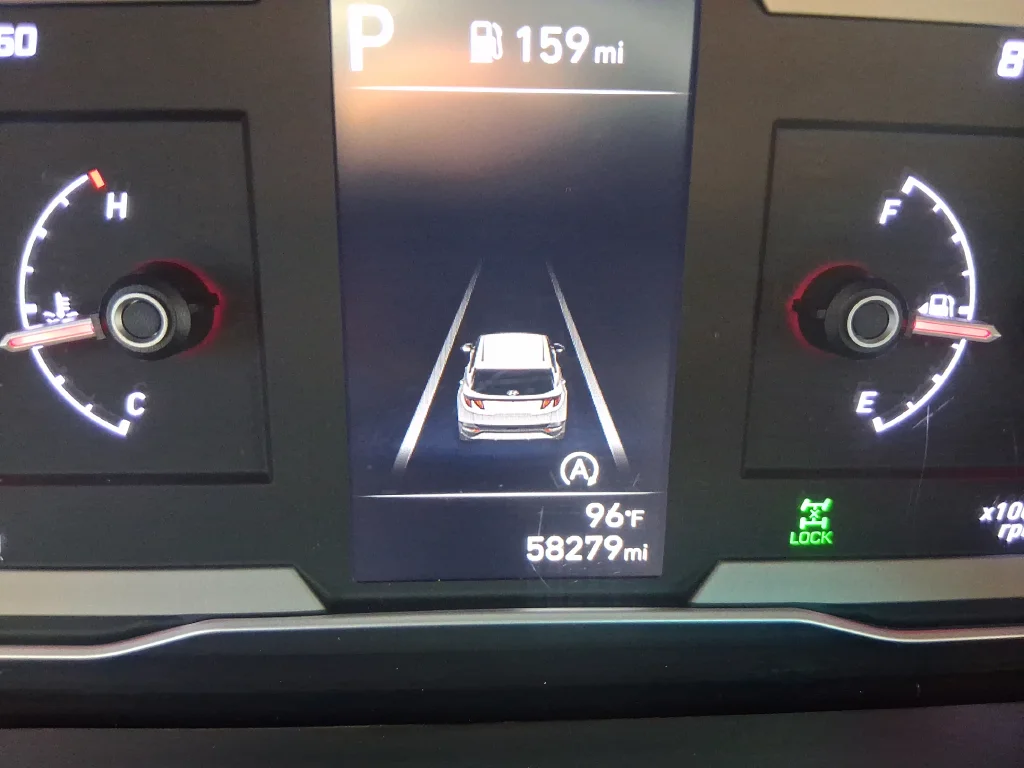 Used 2024 Silver Hyundai SEL image 12
