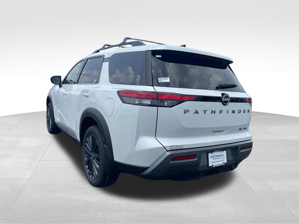 New 2026 White Nissan SL image 3