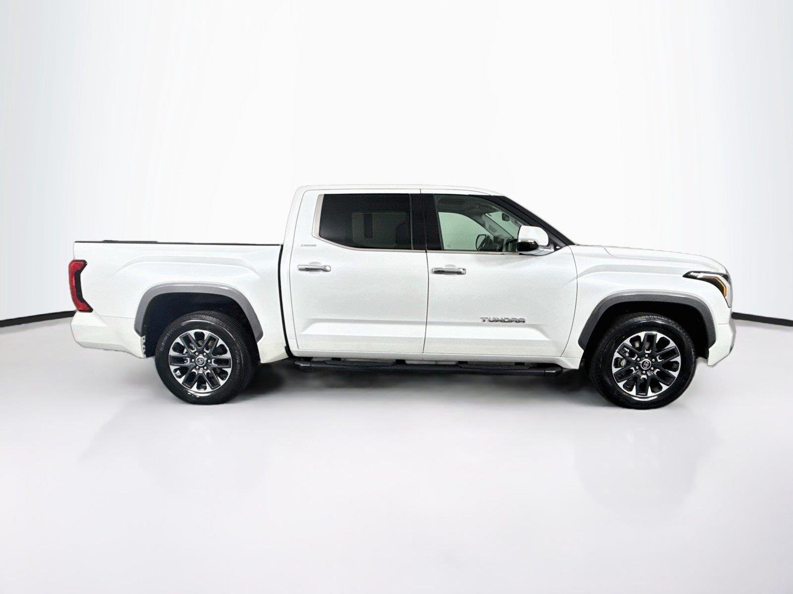 Used 2023 Wind Chill Pearl Toyota Limited image 11