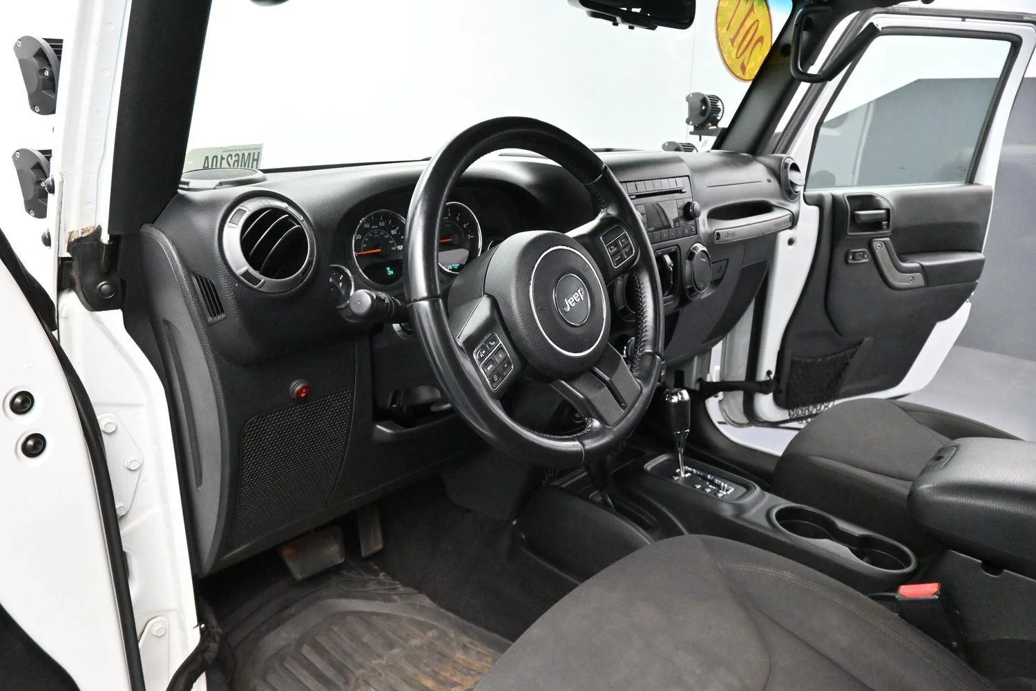 Used 2017 Bright White Clearcoat Jeep Sport image 15