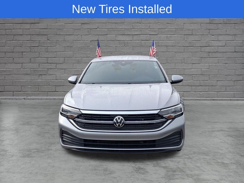 Used 2024 Silver Volkswagen 1.5T S image 2