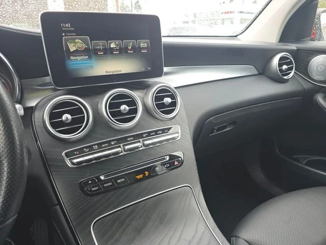 Used 2017 designo Cardinal Red Metallic Mercedes-Benz GLC 300 image 35