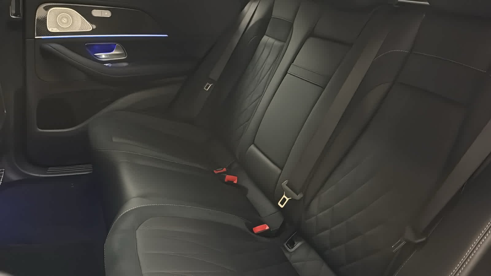 New 2026 MANUFAKTUR Silicon Grey Mercedes-Benz AMG® GLE 63 S image 32