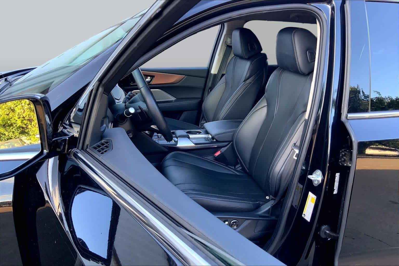 Certified Used 2022 Majestic Black Pearl Acura w/Technology Package image 8