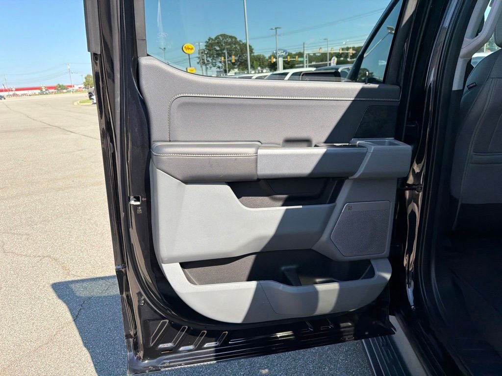 Certified Used 2025 Agate Black Metallic Ford Flash image 17
