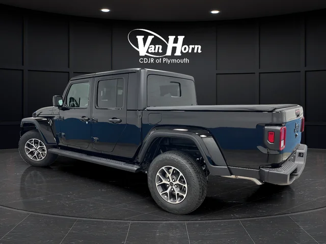 New 2026 Black Clear-Coat Exterior Paint Jeep Sport S image 5