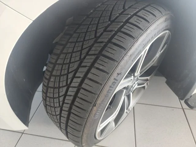 Used 2019 Snow White Pearl Kia GT2 image 9