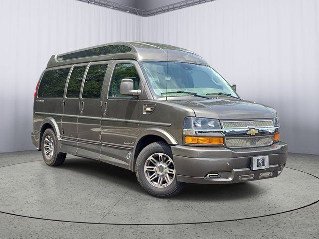 2020 Chevrolet Express 2500 Passenger Van