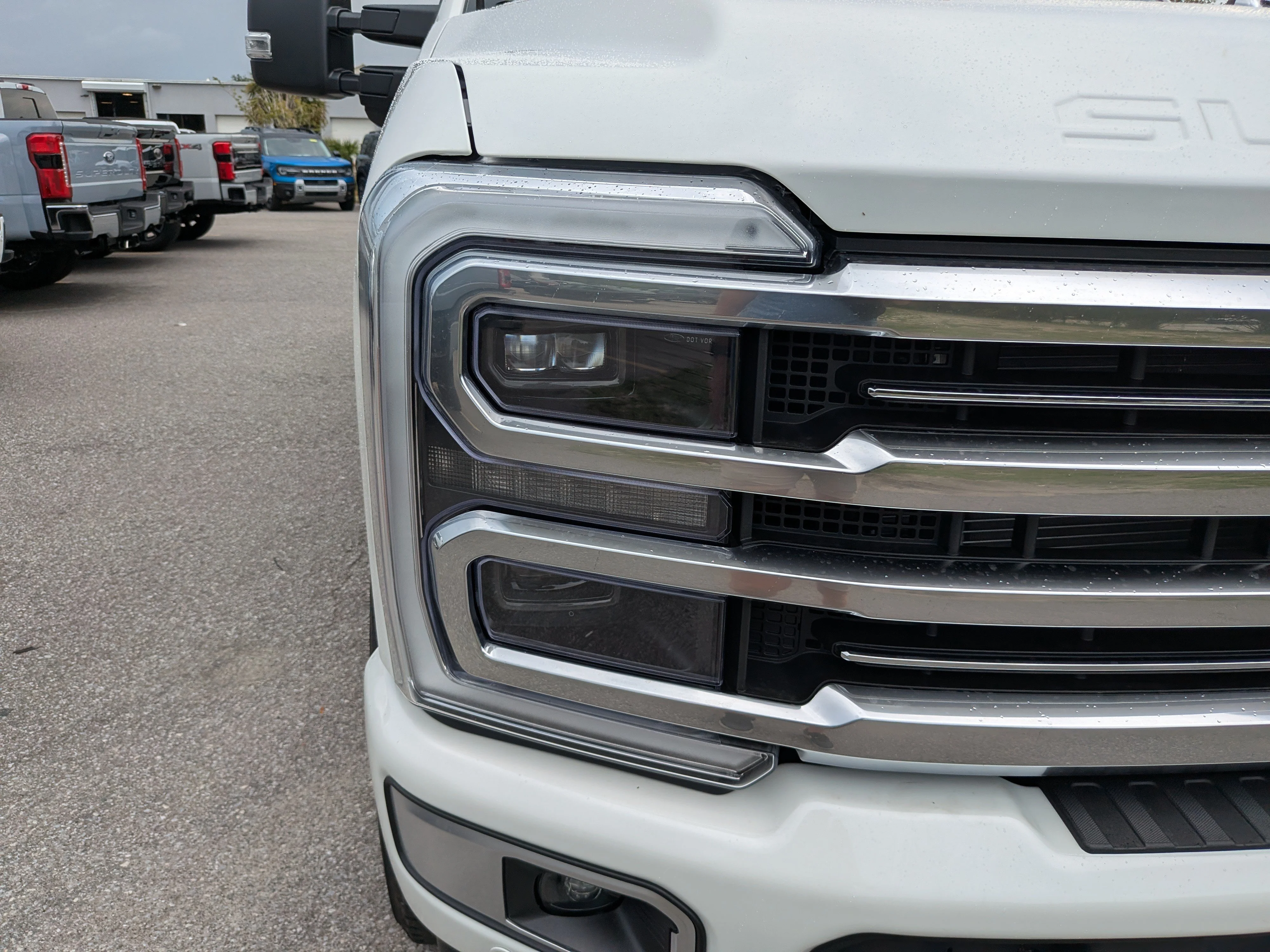 New 2026 Star White Metallic Tri-Coat Ford F-250® Platinum® image 9