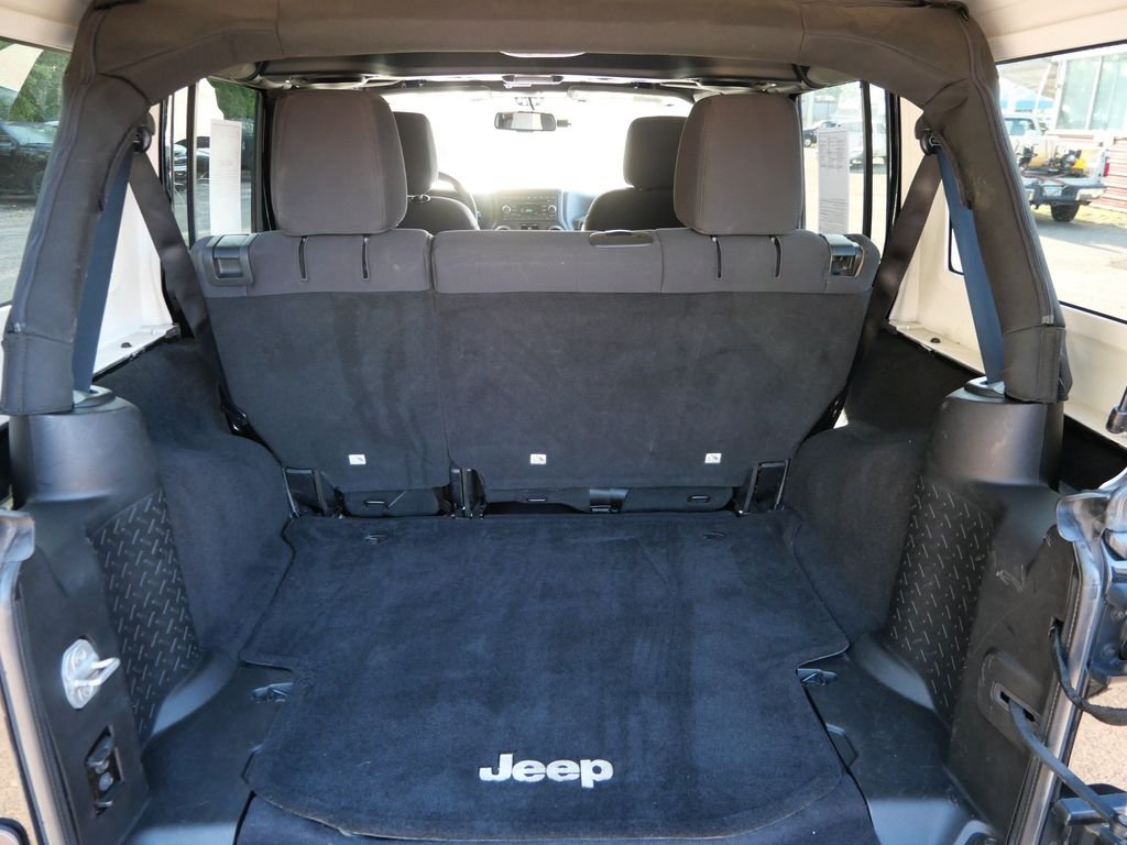 Used 2013 Black Jeep Unlimited Sport image 10
