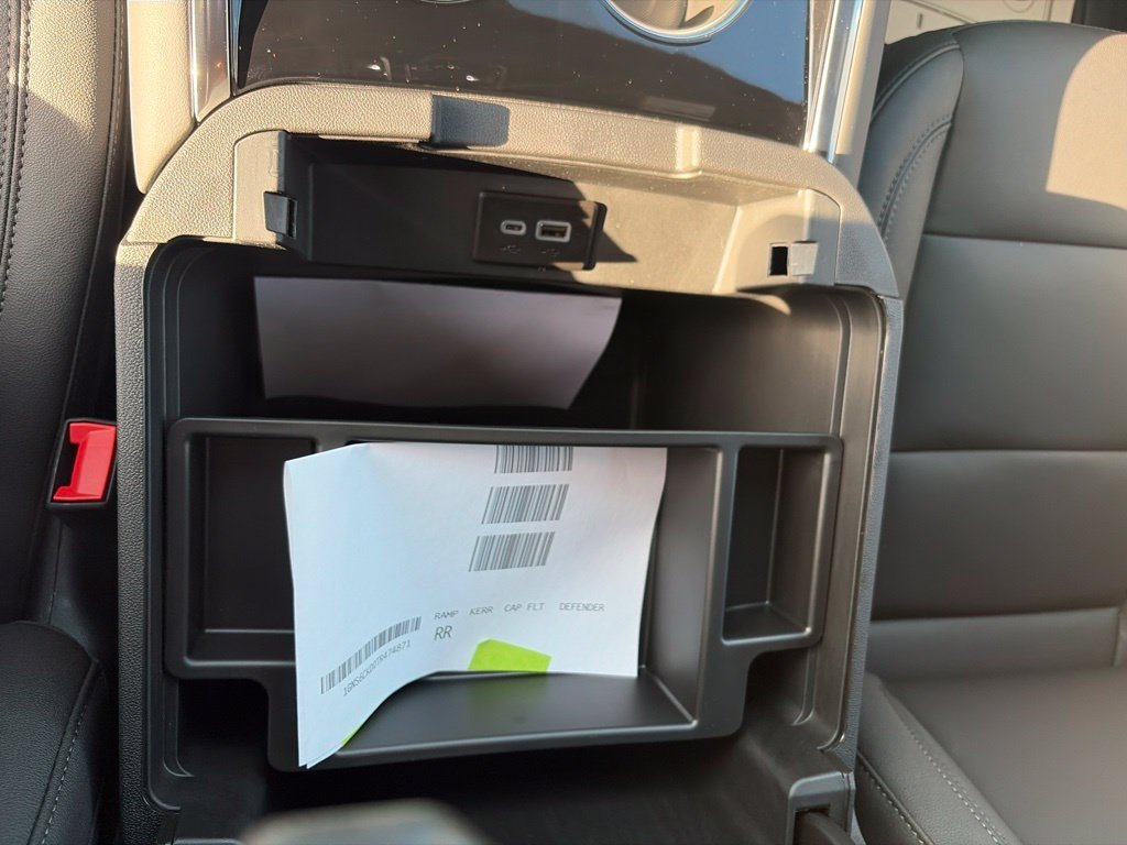 2026 Chevrolet Suburban LT - Photo 31