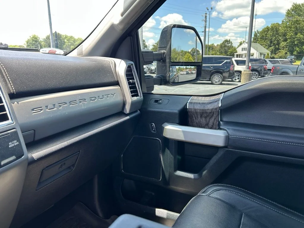 Used 2018 Shadow Black Ford Lariat image 16
