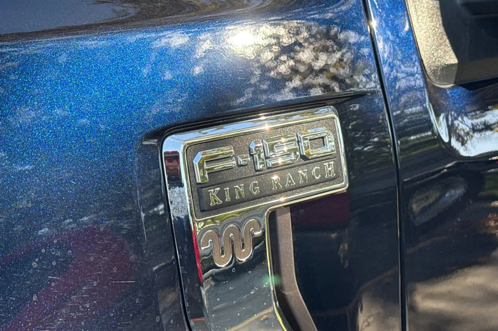 Used 2022 Bluestone Ford King Ranch image 7