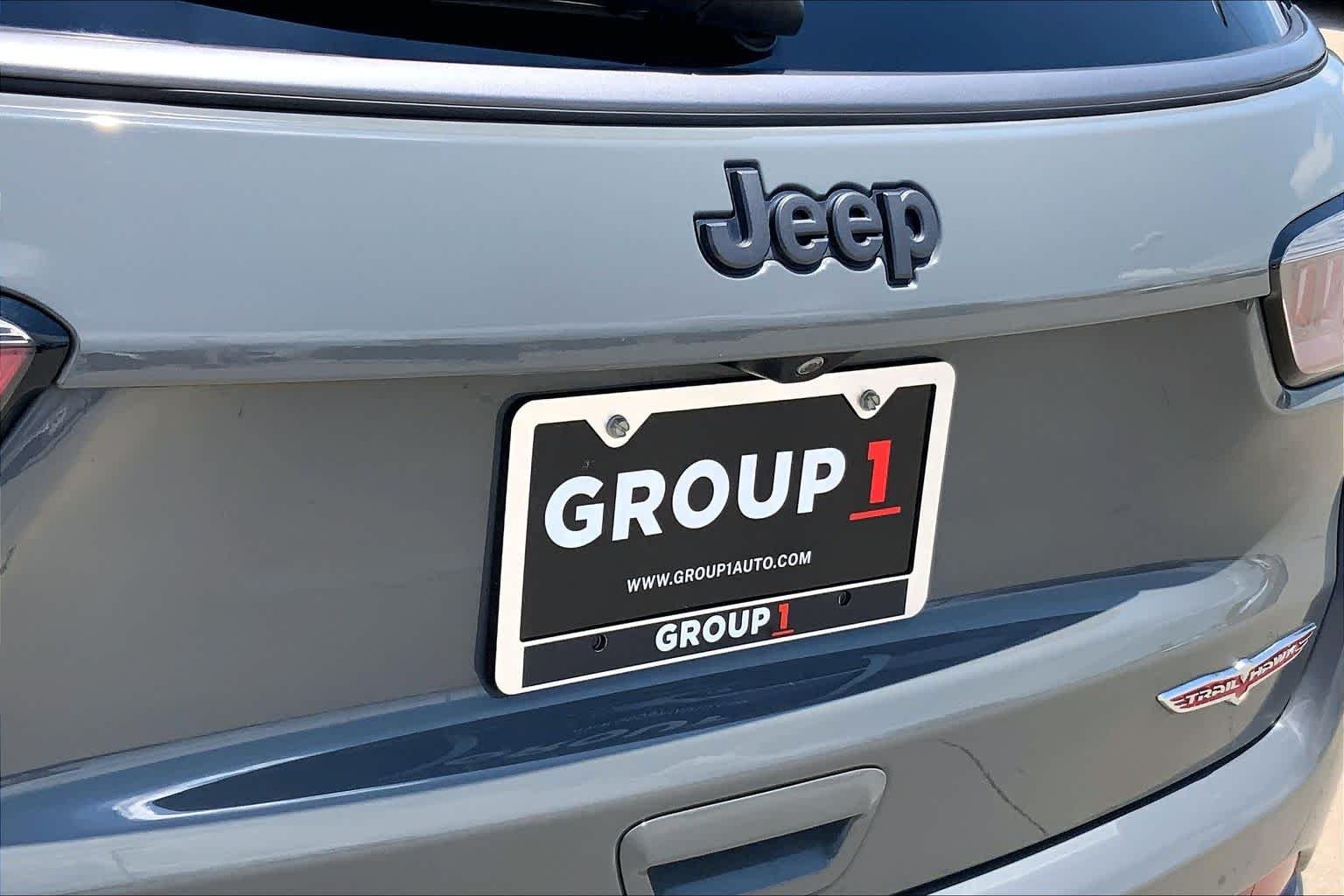 Used 2020 Sting-Gray Clearcoat Jeep Trailhawk image 31