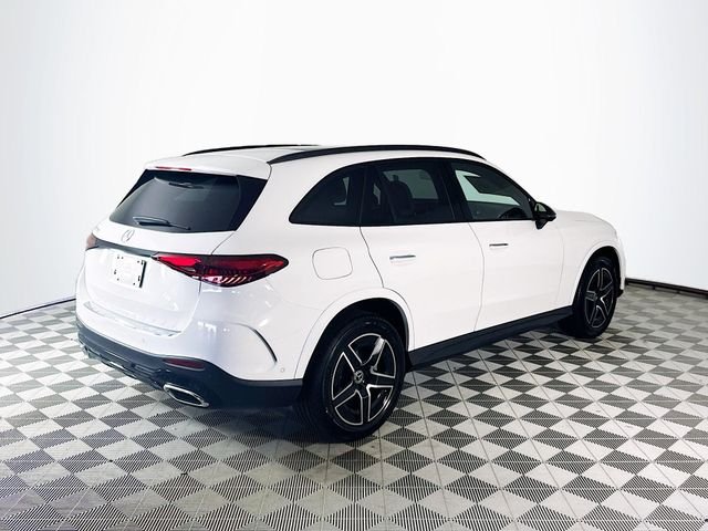 New 2026 Polar White Mercedes-Benz GLC 300 image 7