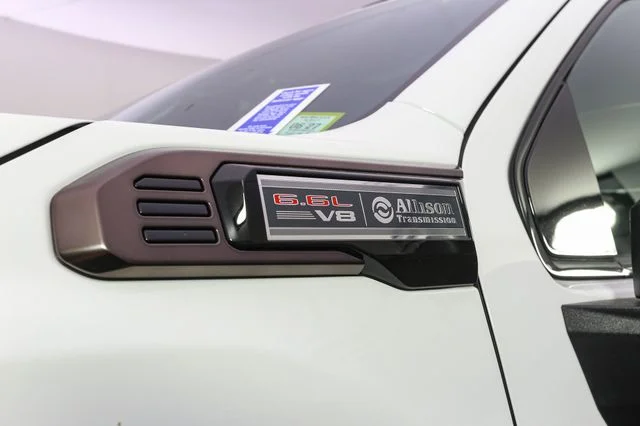 Used 2024 White GMC AT4X image 7