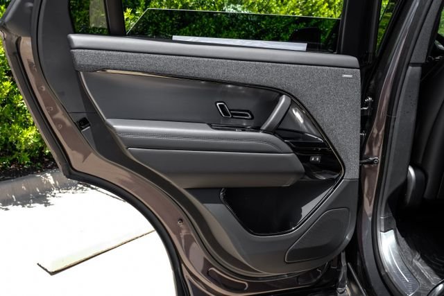 New 2026 Charente Grey Land Rover Dynamic SE image 59