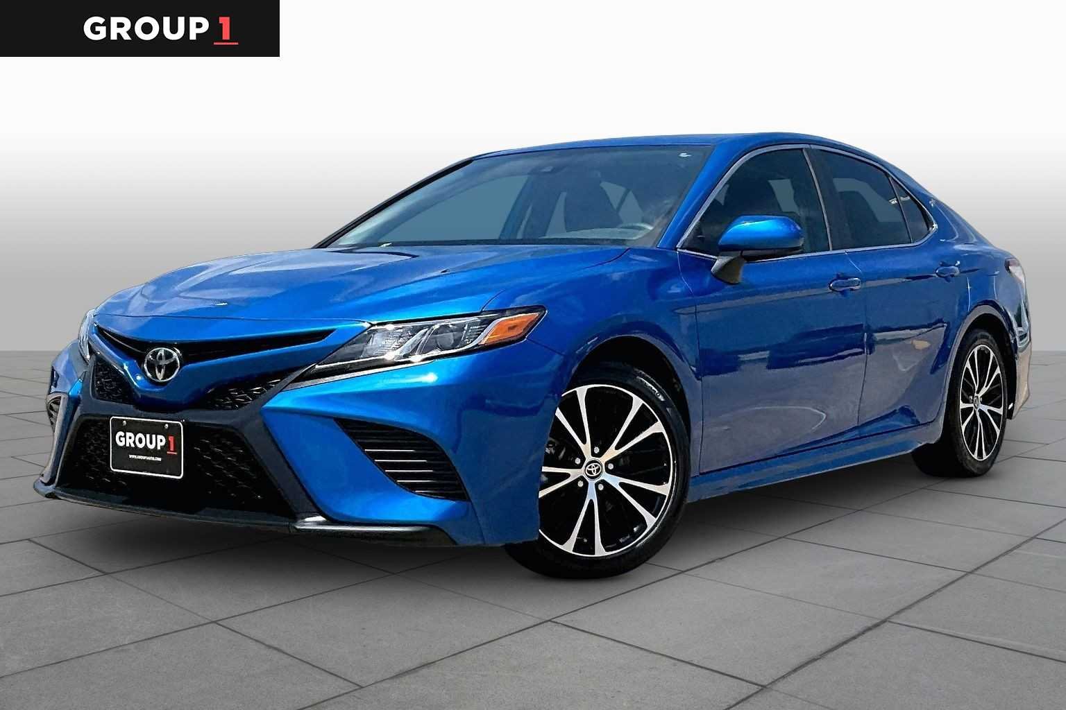 2020 Toyota Camry SE