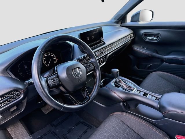 Used 2025  Honda Sport image 9