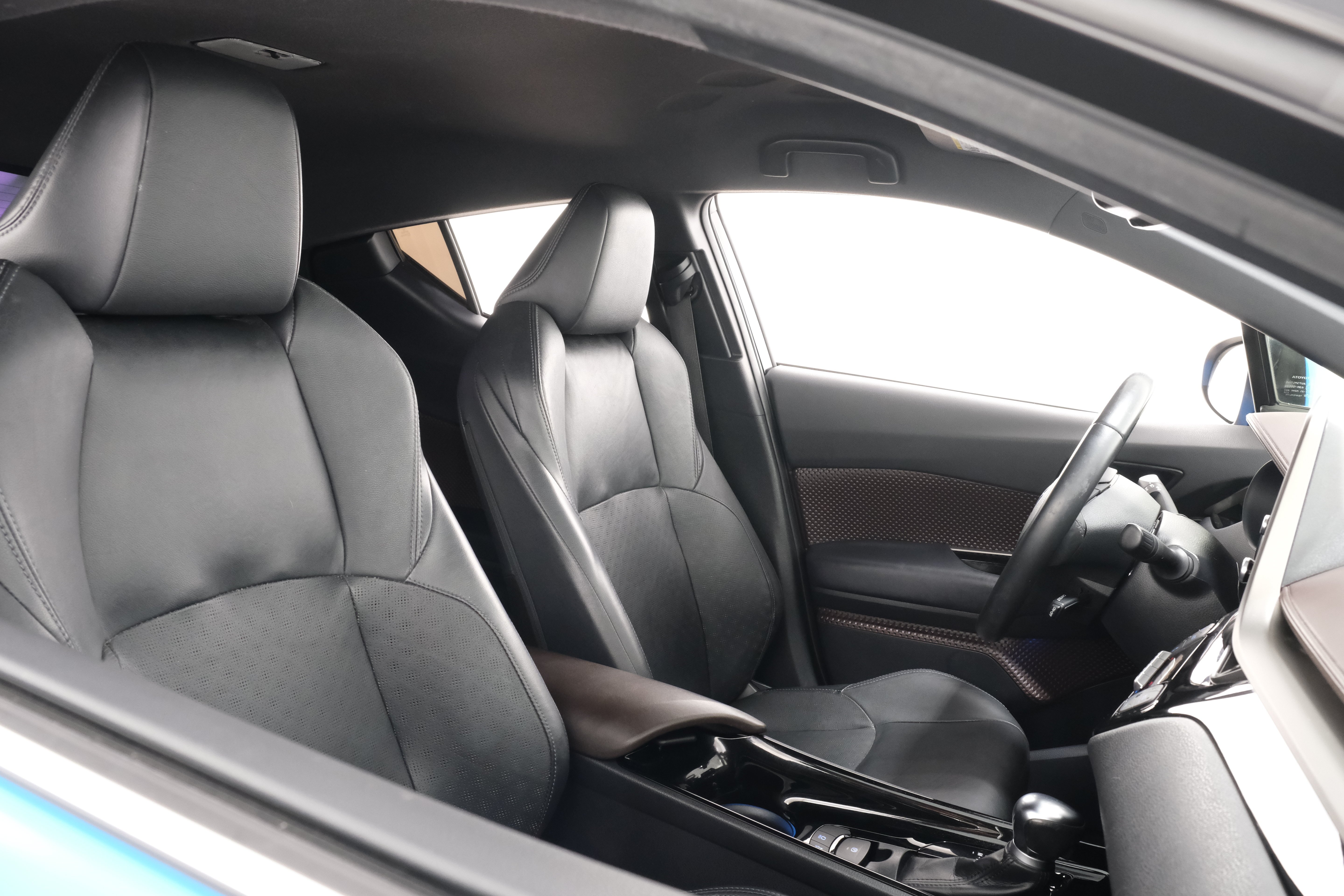 Certified Used 2019 Blue Flame Toyota Limited image 39