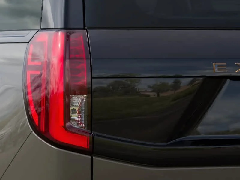 New 2027 Marsh Gray Ford Tremor® image 21
