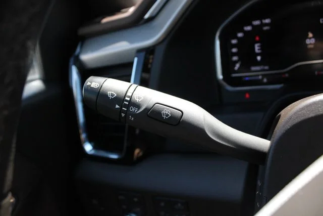 Used 2024 White GMC Denali image 13
