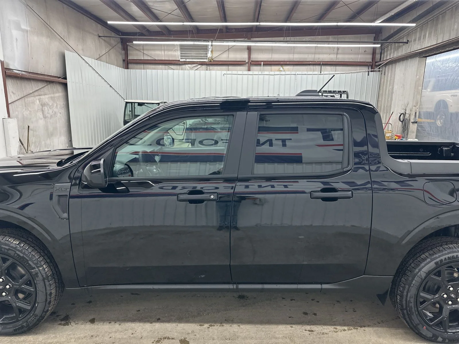 New 2025 Shadow Black Ford XLT image 5