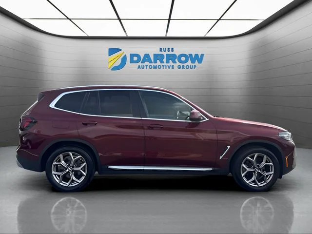Used 2022 Red BMW xDrive30i image 5