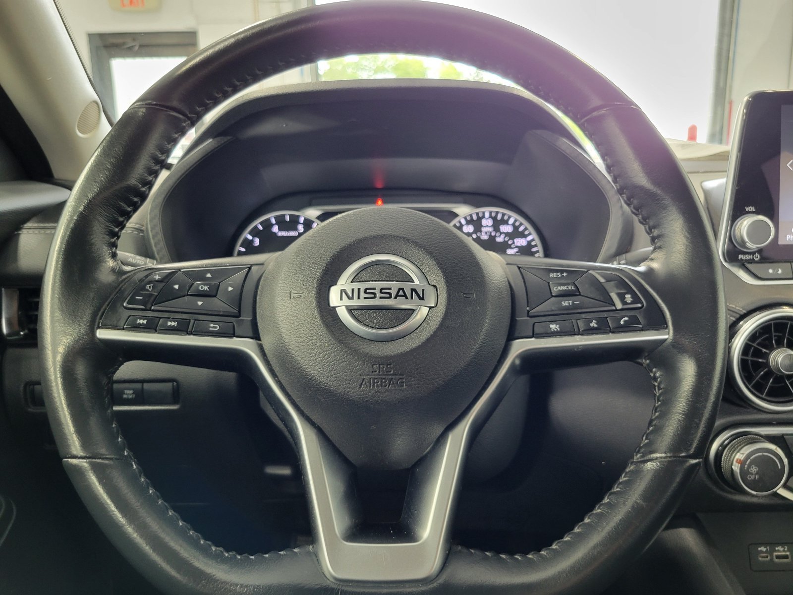 Used 2022 Blue Nissan SV image 12