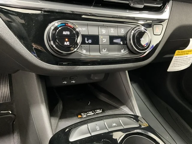 2026 Buick Envista Sport Touring - Photo 29
