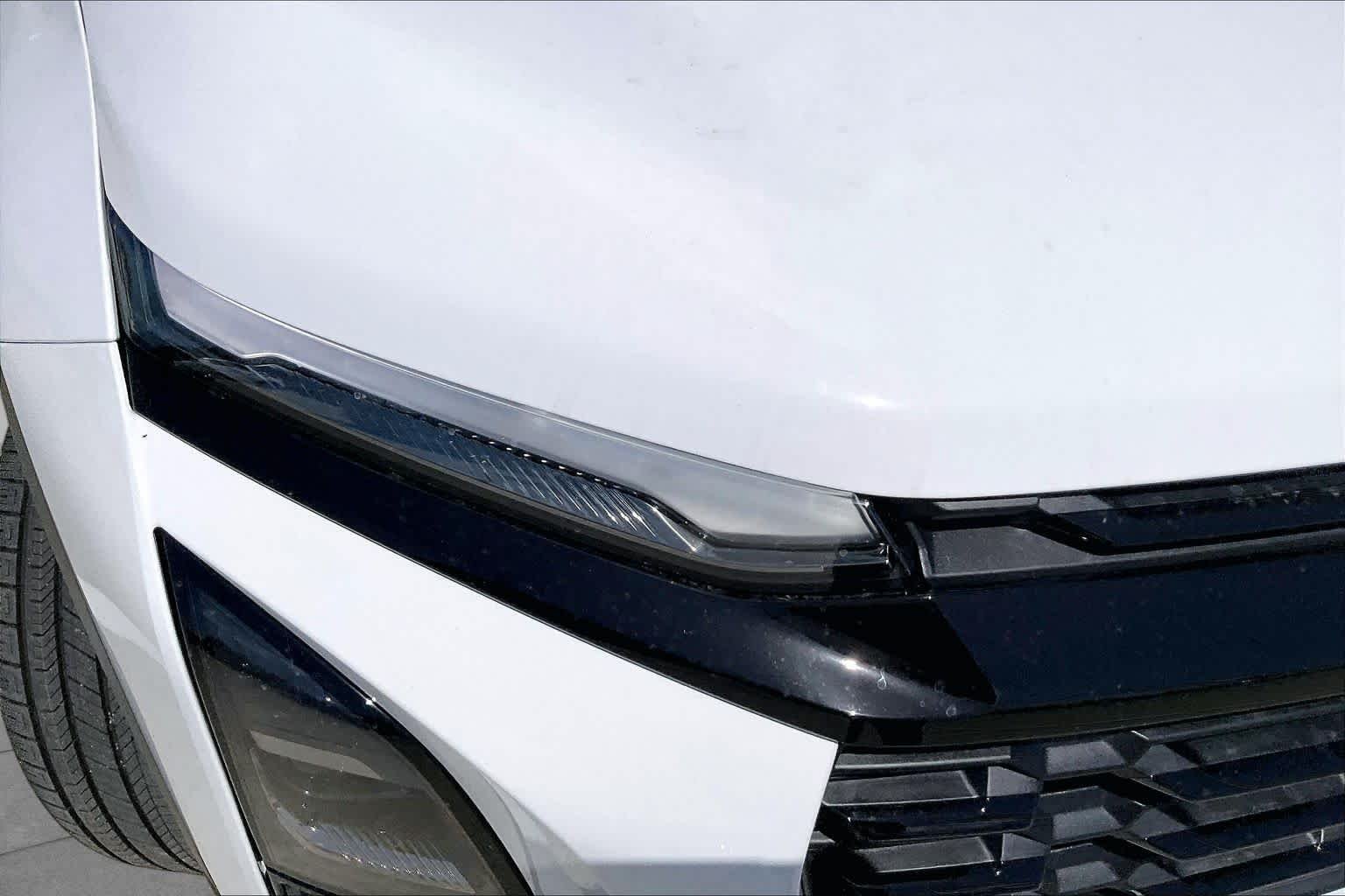 2027 Chevrolet Equinox LT - Photo 13