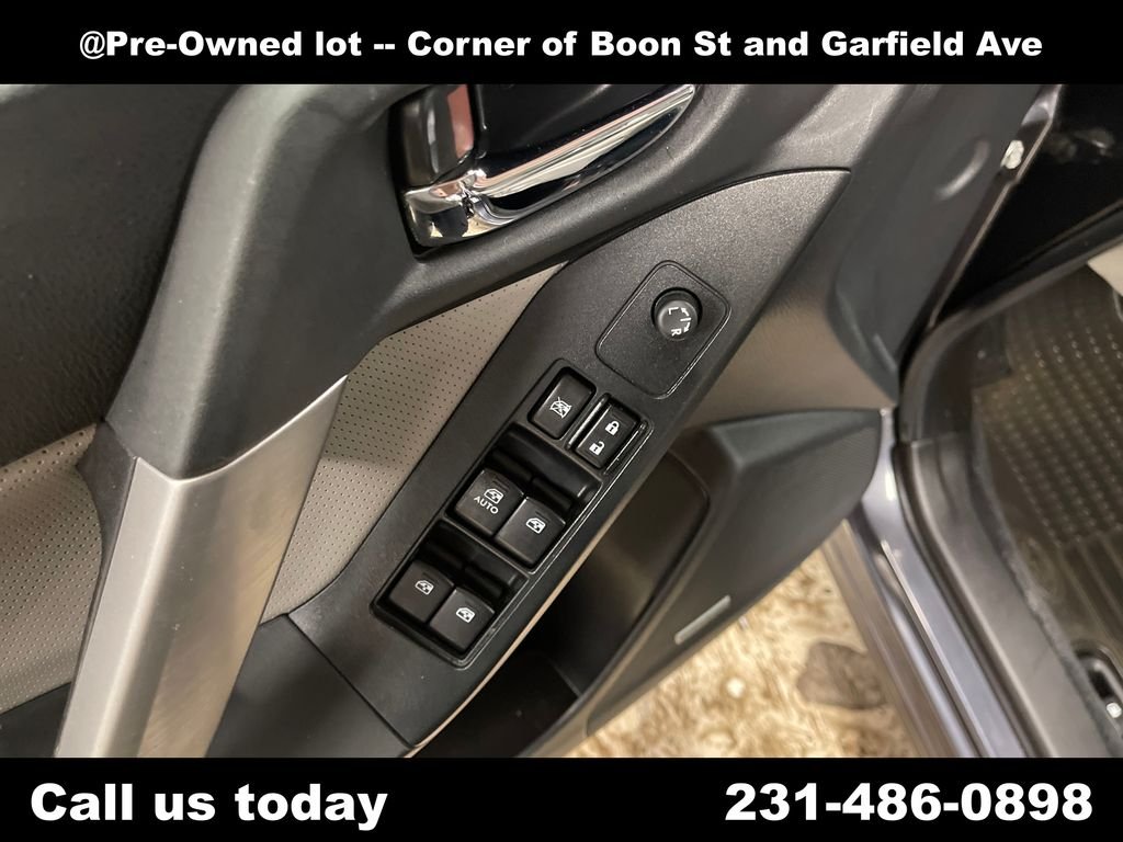 Used 2014 Gray Subaru 2.5i Touring image 16