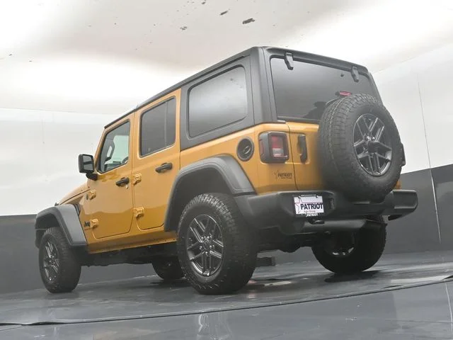 New 2026 Goldilocks Exterior Paint Jeep Sport S image 43