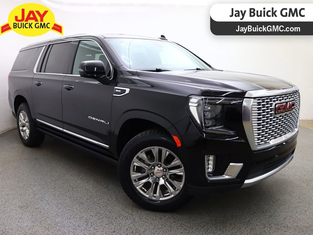 2022 GMC Yukon Denali AWD's photo