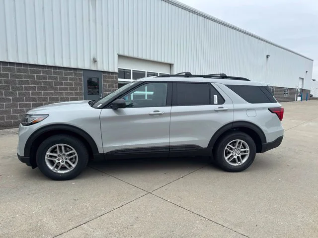 New 2027 White Ford Active image 8