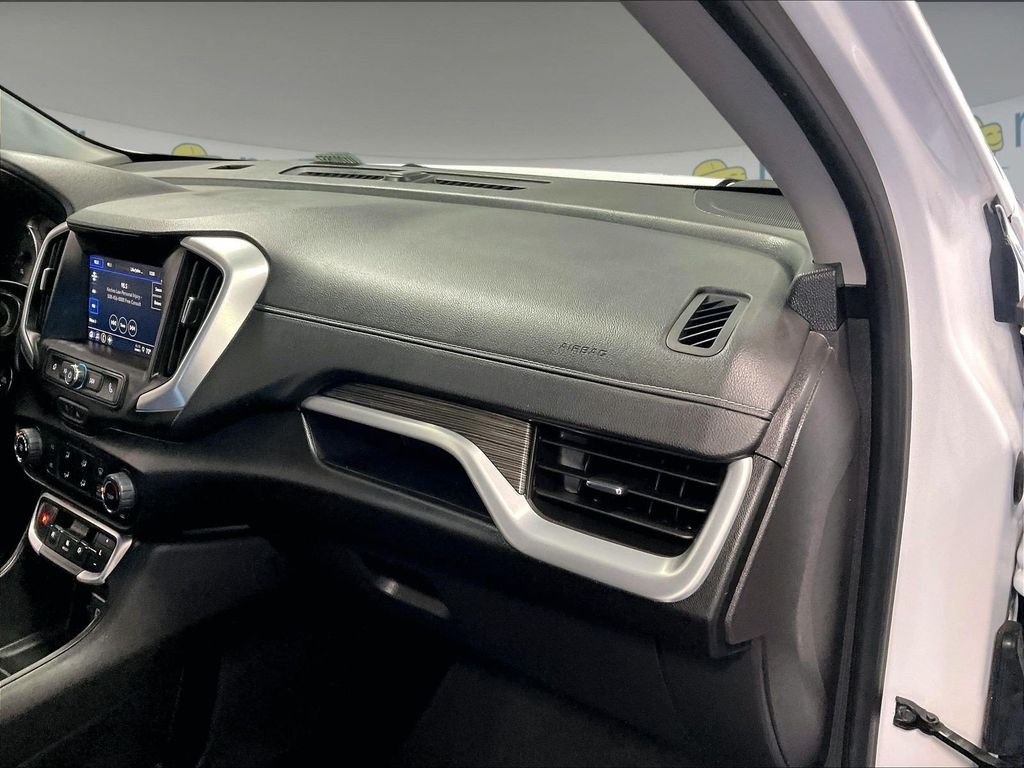 Used 2024 White GMC SLE image 13