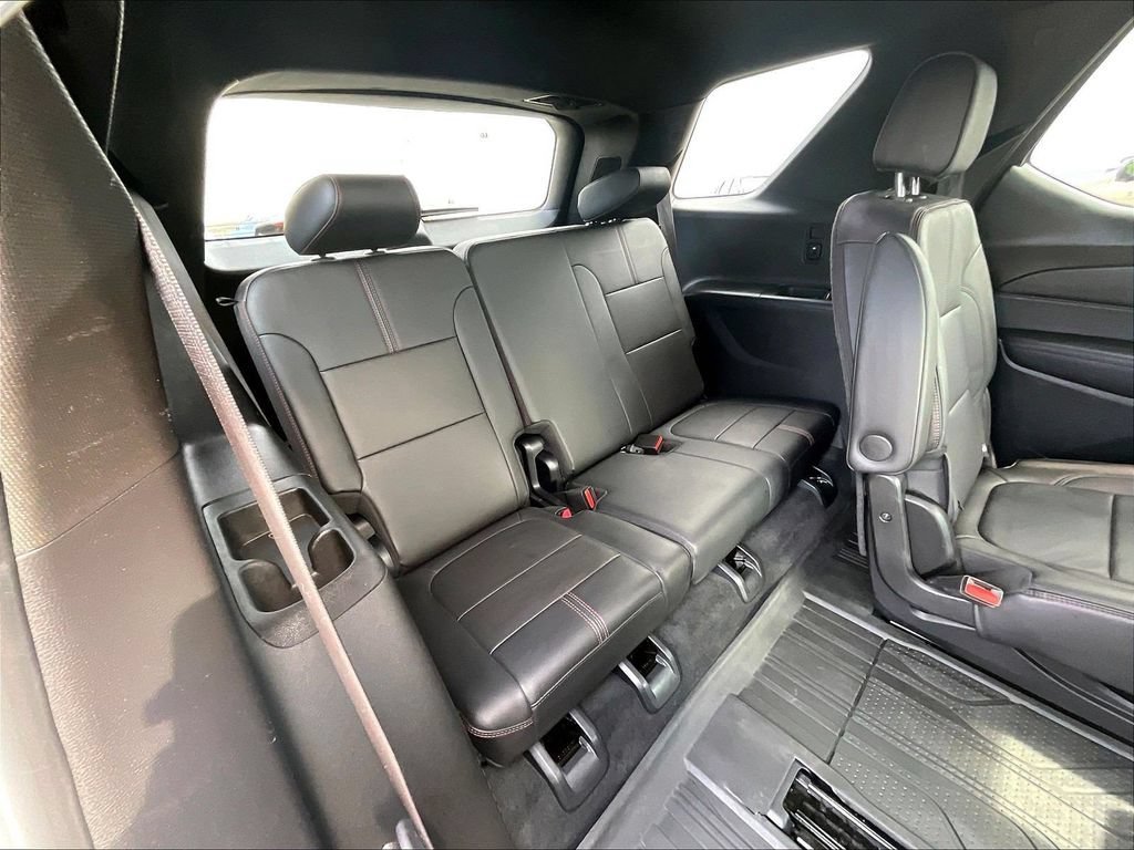 Used 2023 Summit White Chevrolet RS image 17