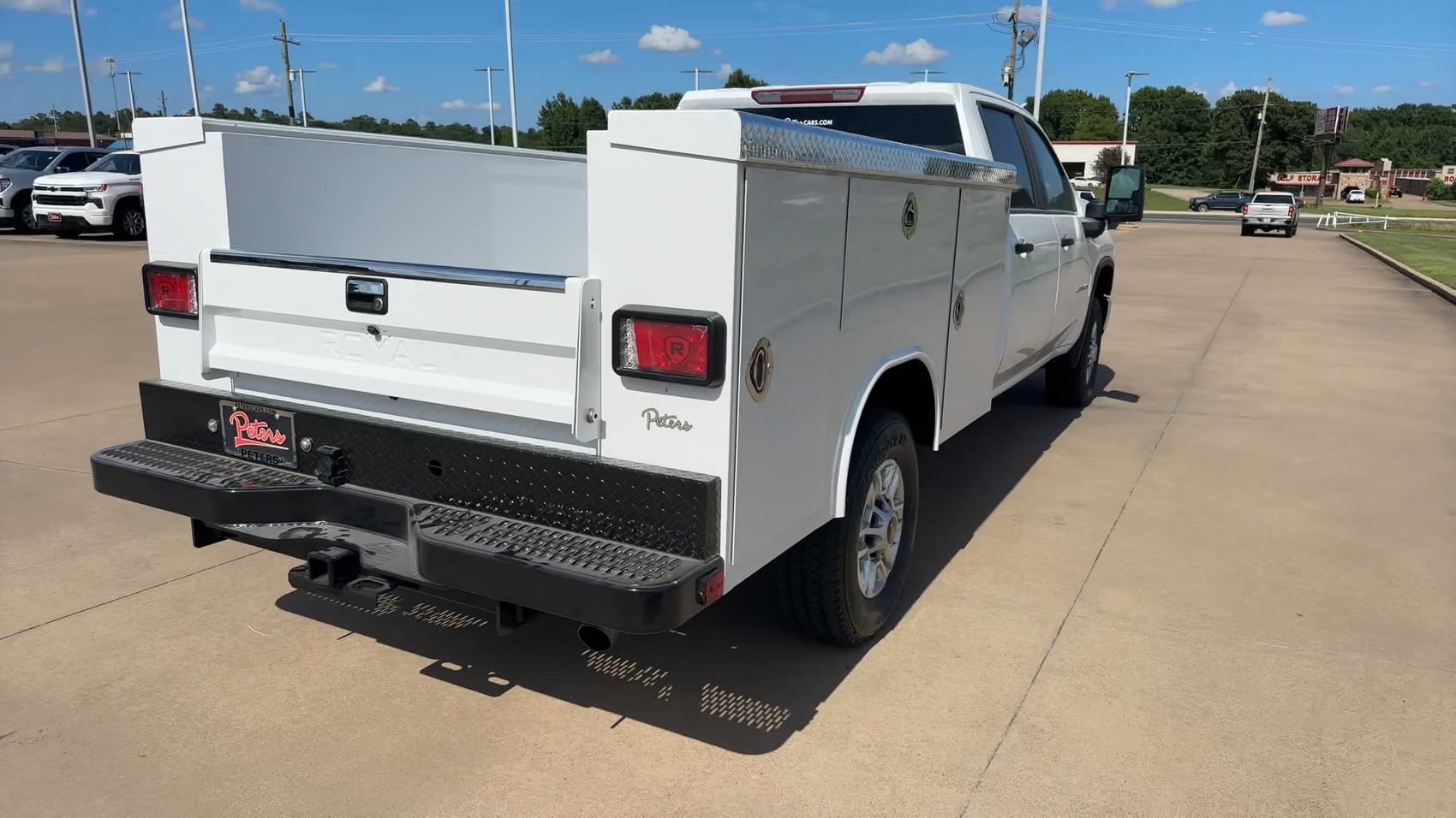 New 2026 Summit White Chevrolet Work Truck image 8
