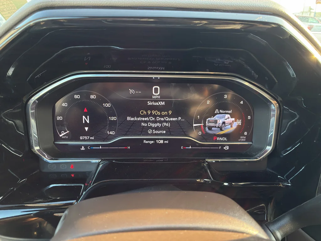 Used 2025 Sterling GMC SLT image 24